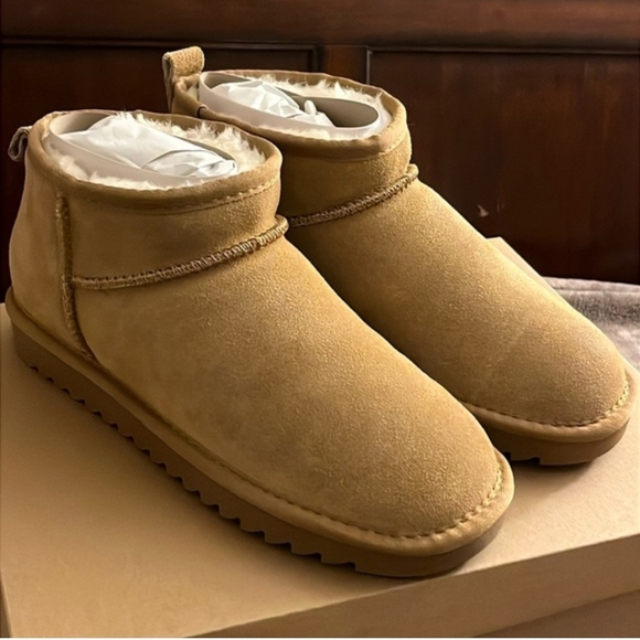 🤎 Steve Madden Faux Fur Lined Suede Booties - Picture 2 of 12